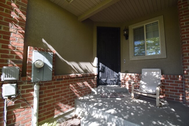 Photo - Modern 4 bed Home in Prime West Valley Location!!