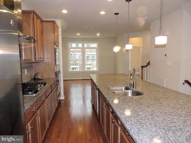 Photo - 20618 Duxbury Terrace Townhome
