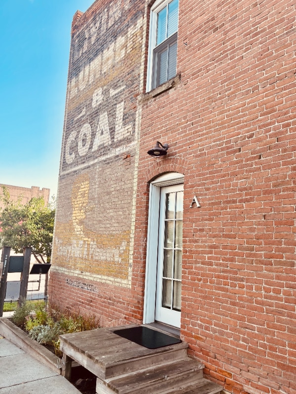 Photo - 214 S 2nd St