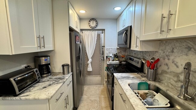 Photo - 4502 N Federal Hwy Unidad 123-C