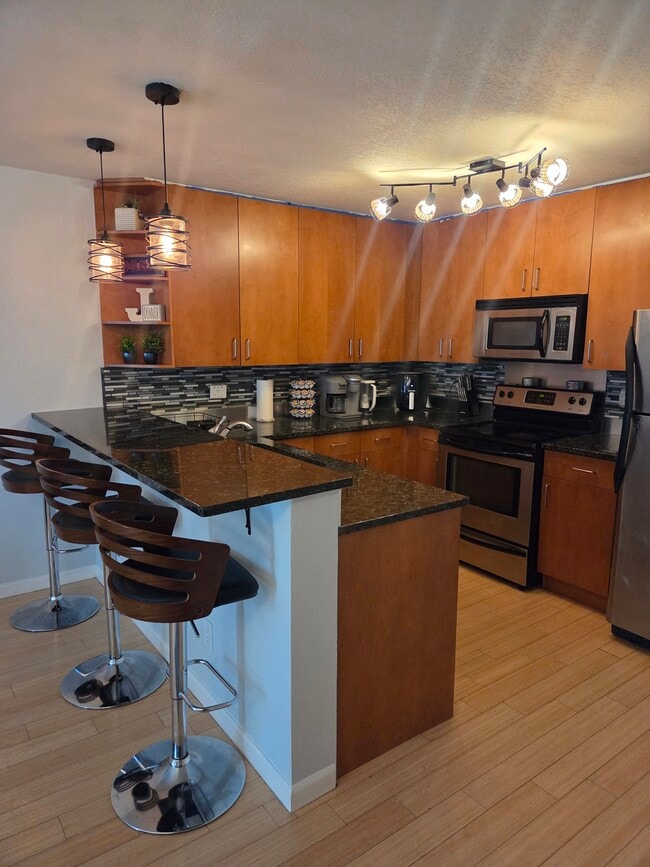 Building Photo - 188 S Logan St Unit 203 Rental