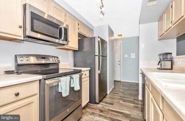 Photo - 13105 Briarcliff Terrace Unit 1104