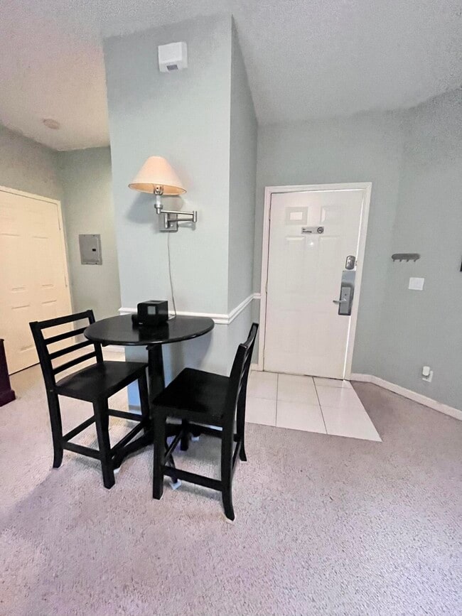 Photo - 8925 Sandshot Ct Unit B