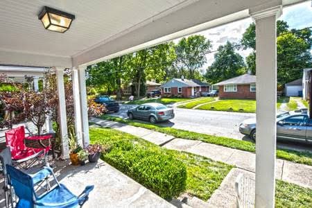 Photo - 5163 Caroline Ave