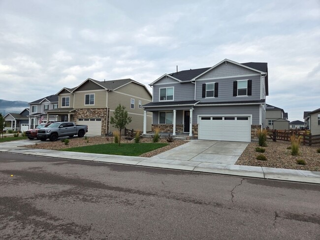 Building Photo - Great home in new Monument development