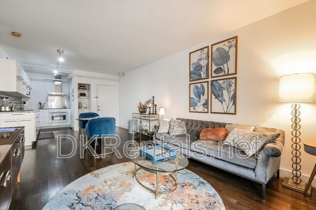 Photo - 199 14th St NE