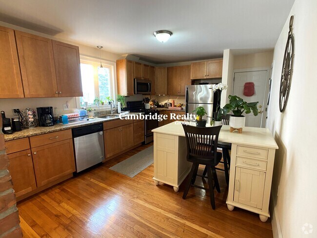 Building Photo - 78 Ten Hills Rd Unit 1 Rental