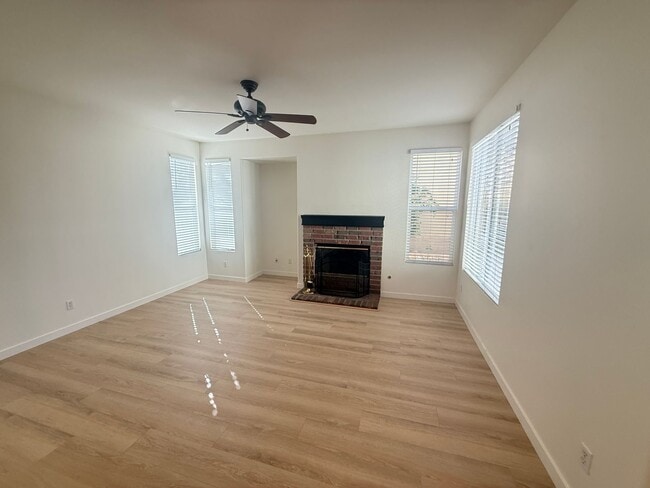 Photo - Andorra Community 3 Bedroom Rental Home in Valencia!