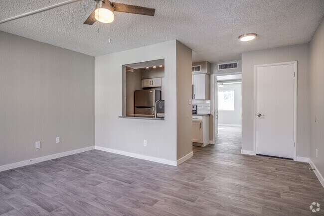 1BR, 1BA - 675SF