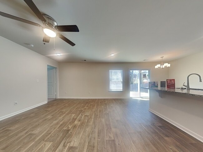 Photo - 306 Crooked Pne Ct