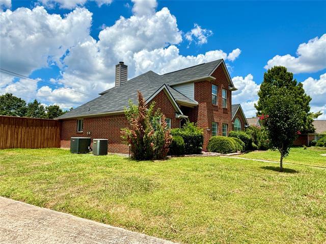 Photo - 1805 Country Ct