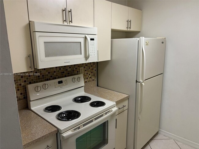 Photo - 10748 N Kendall Dr Unit N-19