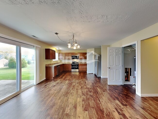 Photo - 1166 Carrington Pl