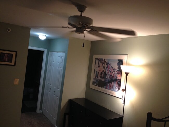 Photo - 4411 Silverbrook Ln Unit h301