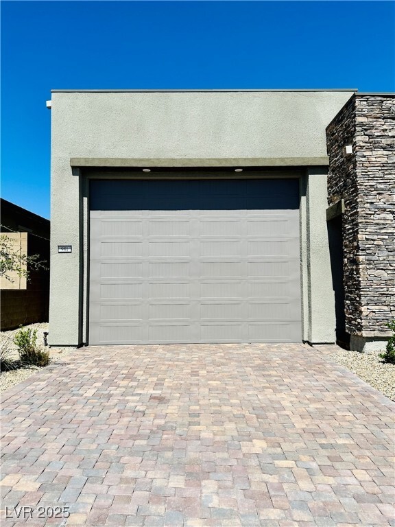 Photo - 981 Woodburn Ln