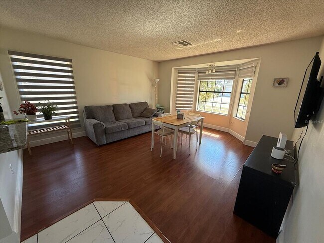 Photo - 227 Burning Tree Dr