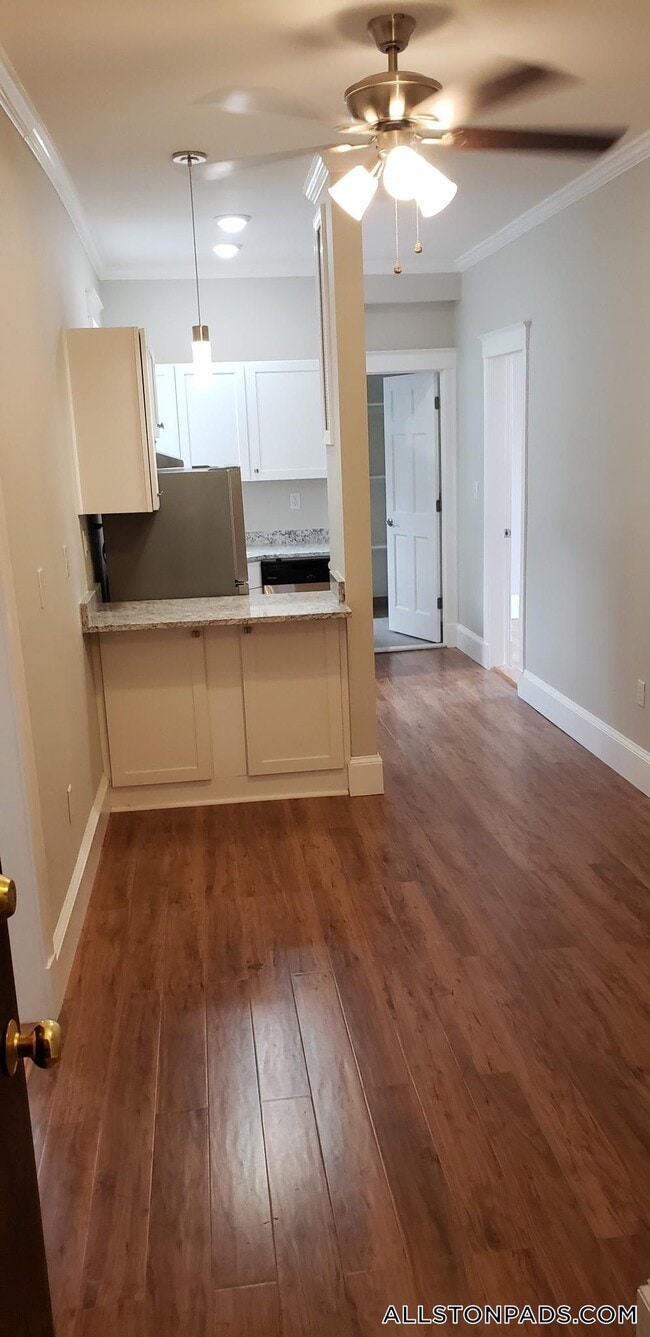 1185 Commonwealth Ave Unit 17