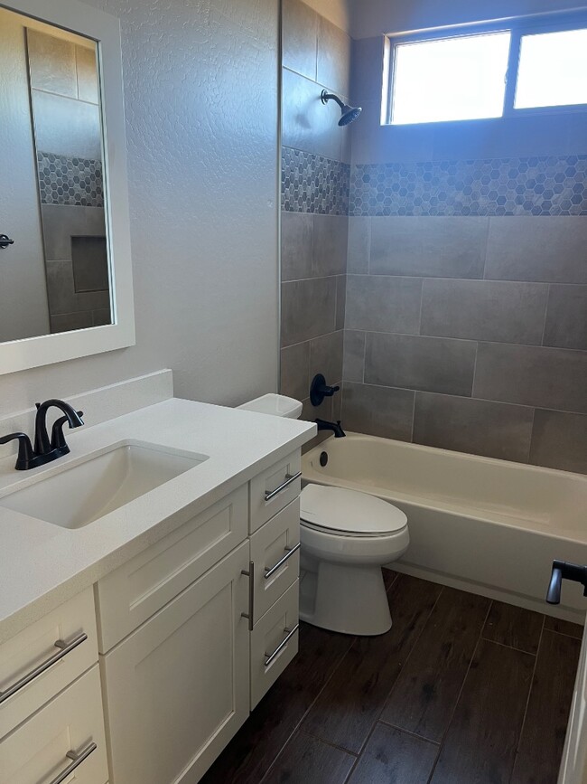 Photo - 28620 N 165th St