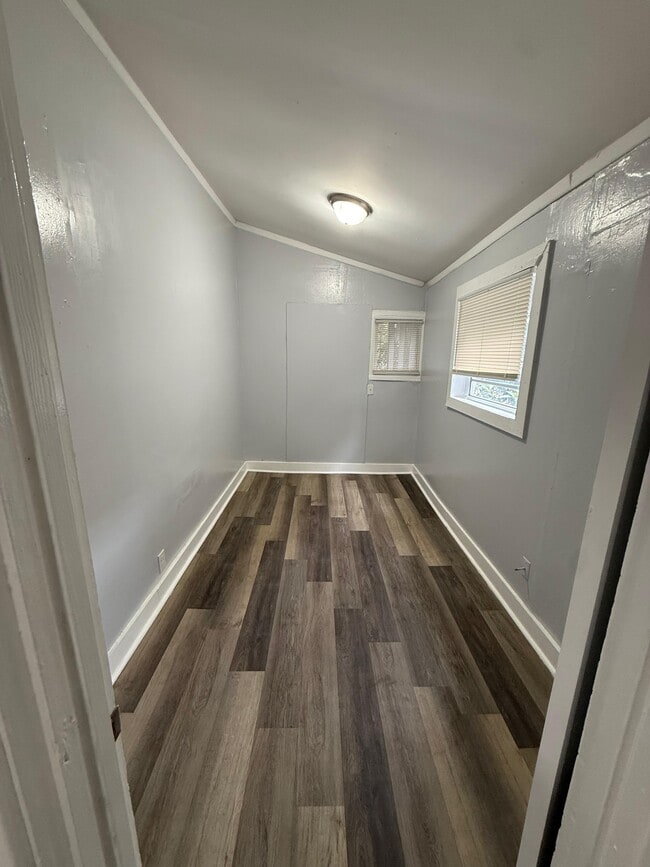 Building Photo - 1163 E 18th St