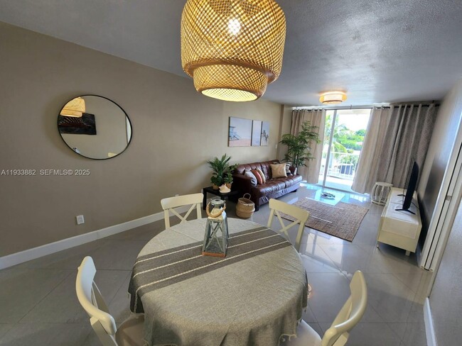 Photo - 88500 Overseas Hwy Unit 301