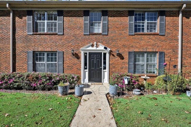 Building Photo - 2060 Montreat Dr Unit C