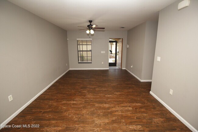 Photo - 1265 Luminary Cir