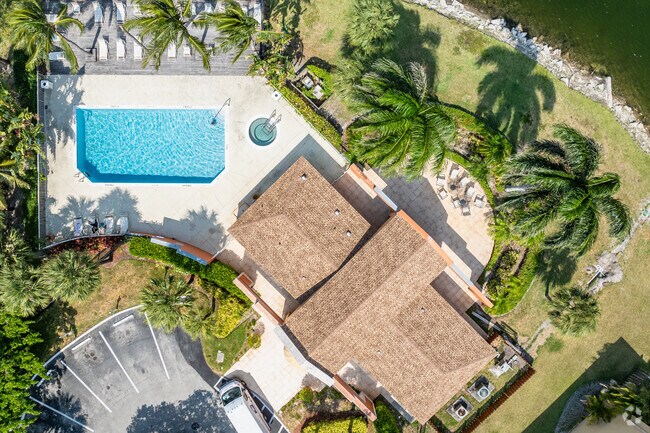 Photo - Villas At Lakeview