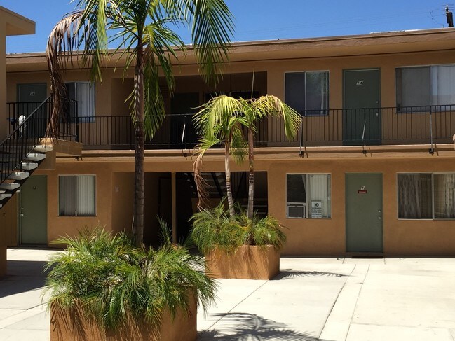 Photo - 4060 Euclid Ave