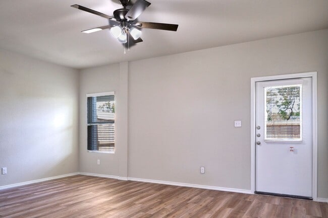 Photo - Hunters Ranch Beauty! 3 Bedroom 2 1/2 Bath...