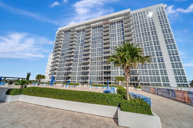 Photo - 531 N Ocean Blvd