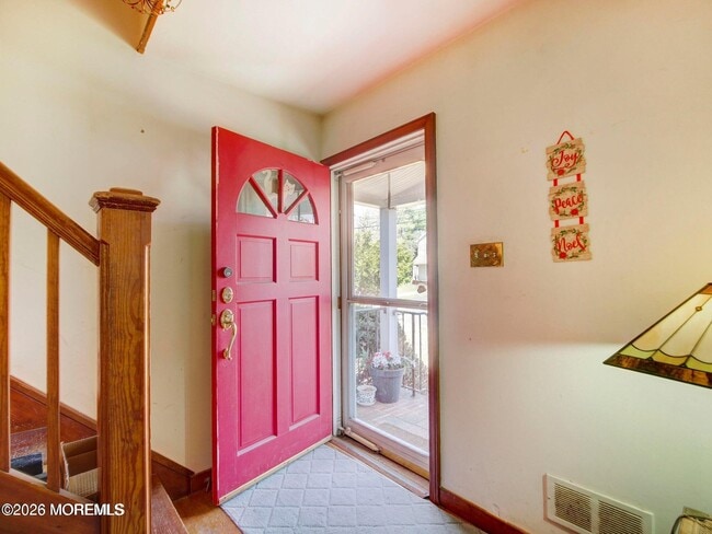 Photo - 224 Chatham Ave