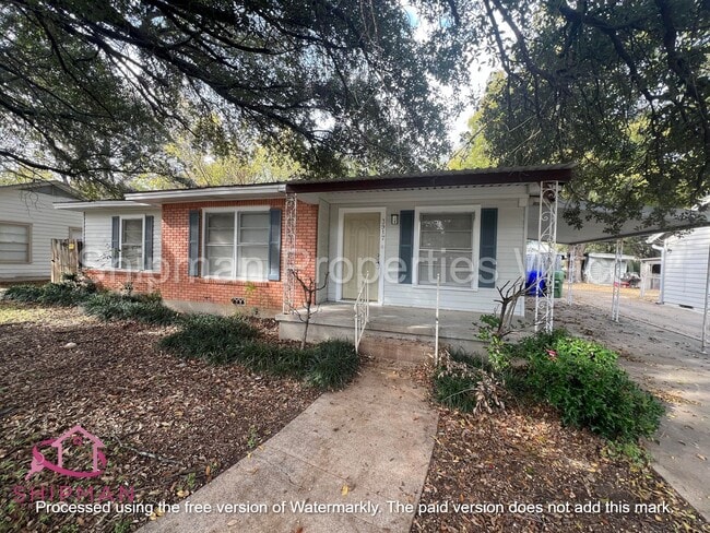 Photo - 3917 Maple Ave