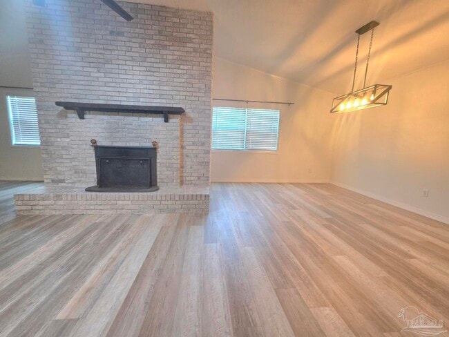 Photo - 760 Briarwood Dr