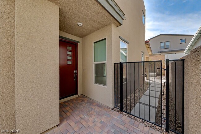 3259 Fountaintree Ave
