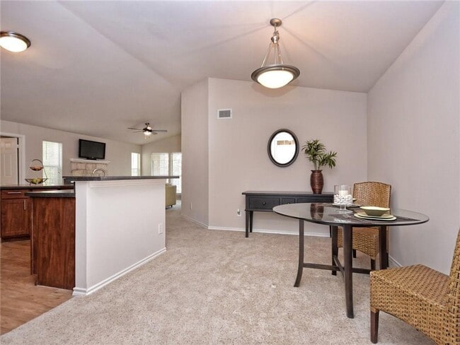 Photo - 6804 N Capital of Texas Hwy Unidad 326