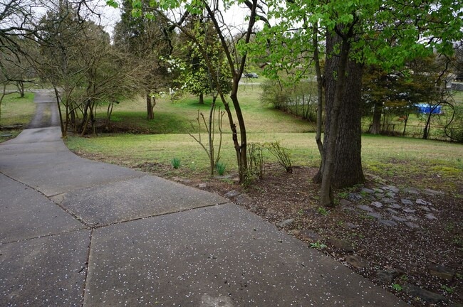Photo - 115 Vista Hills Blvd