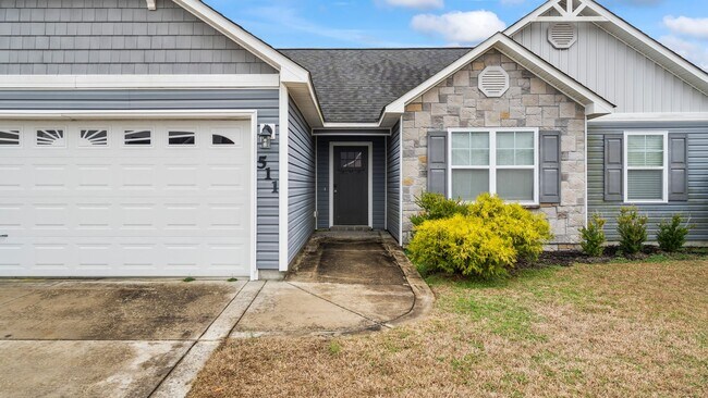 Photo - Towne Pointe