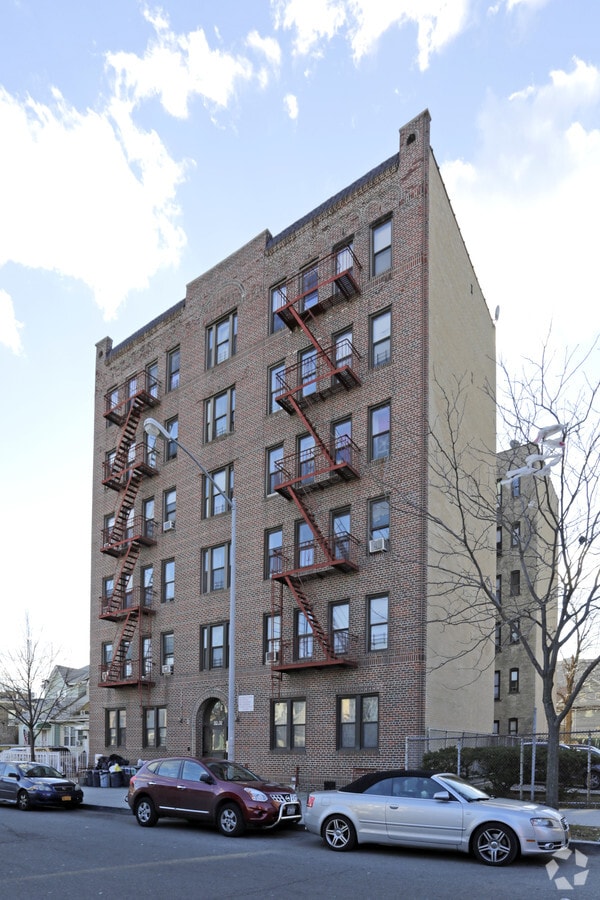 Photo - 90-38 170th St Apartments
