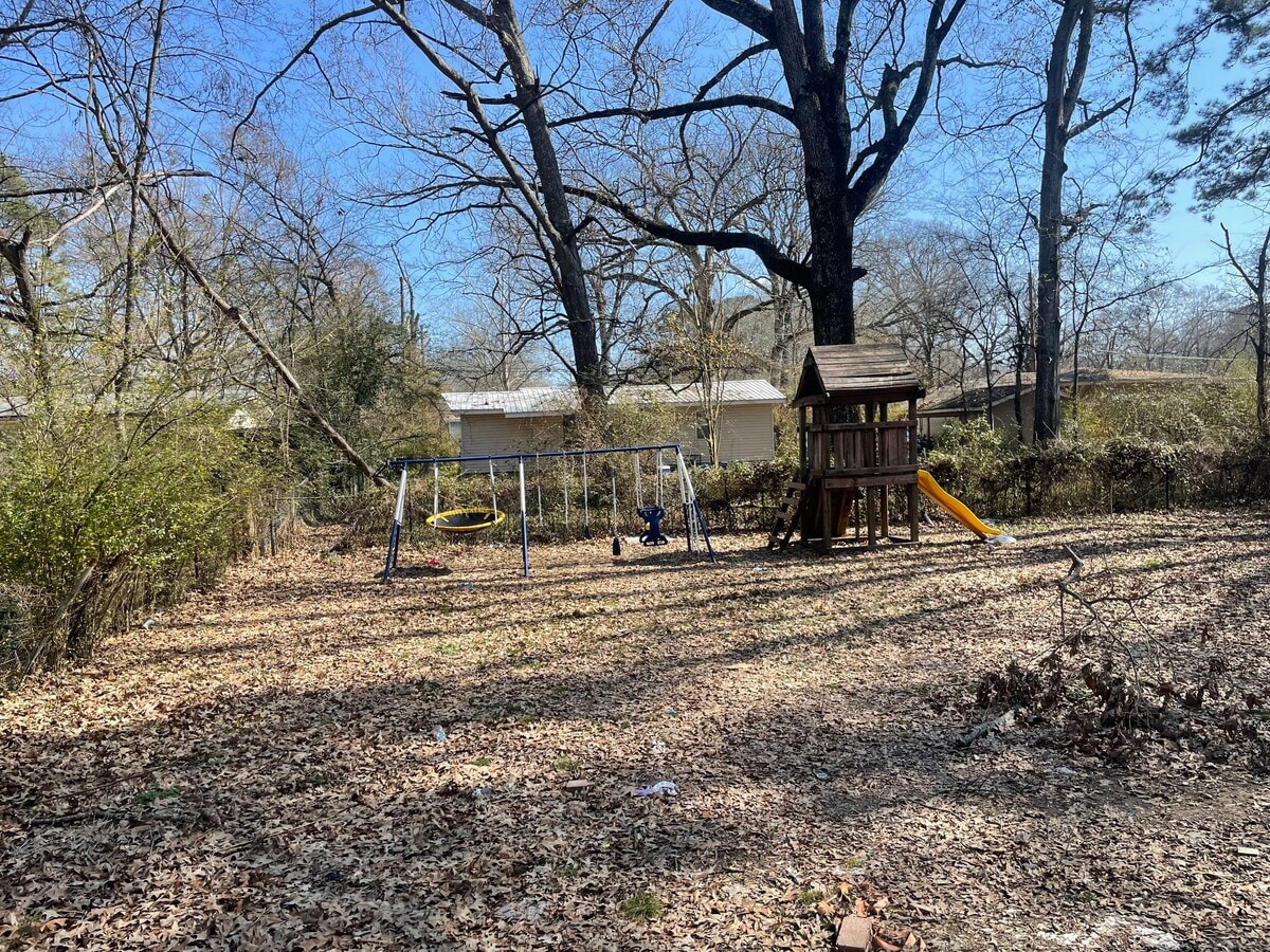 Photo - 3432 Rosemary Ave