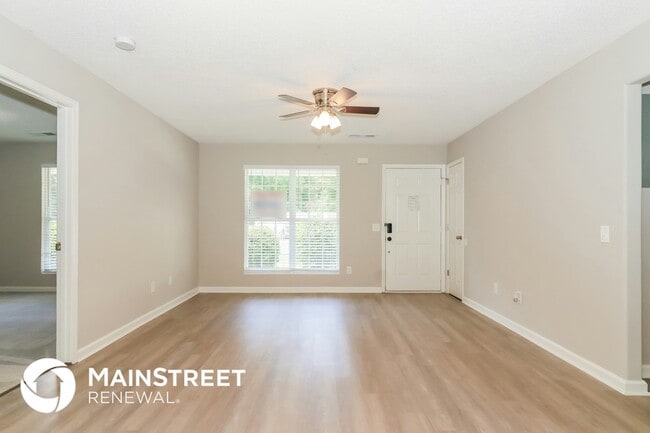 Photo - 542 Scrooch Ct