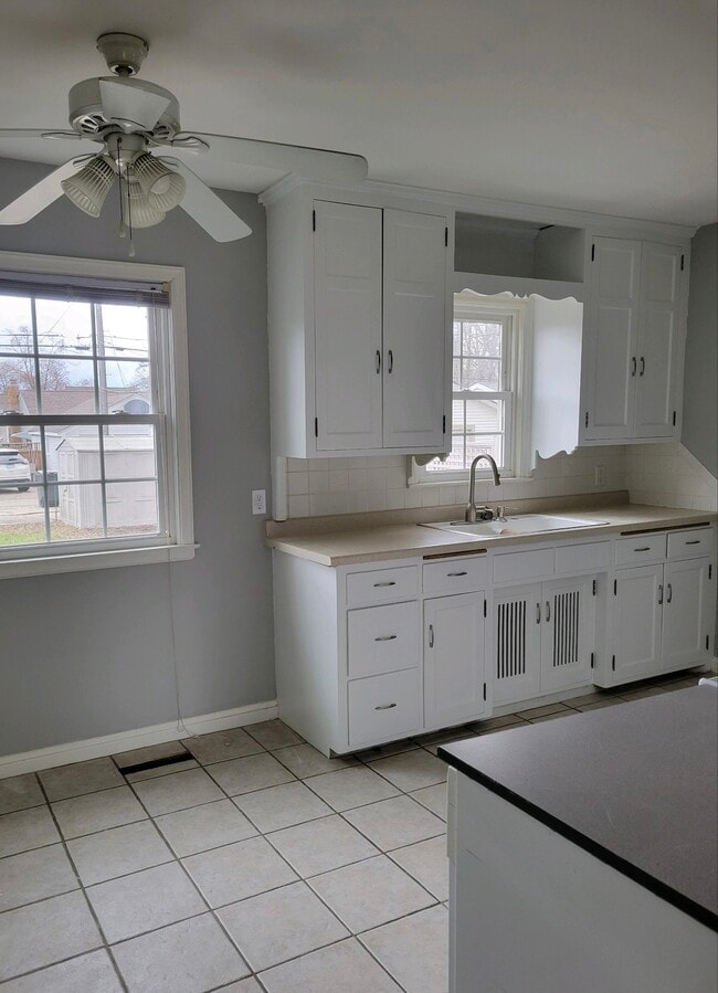 Kitchen - 5525 Vincent Ave S