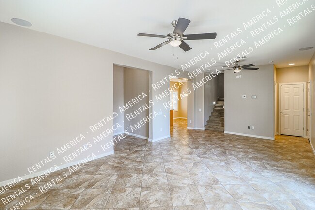 Photo - 3625 E Zachary Dr