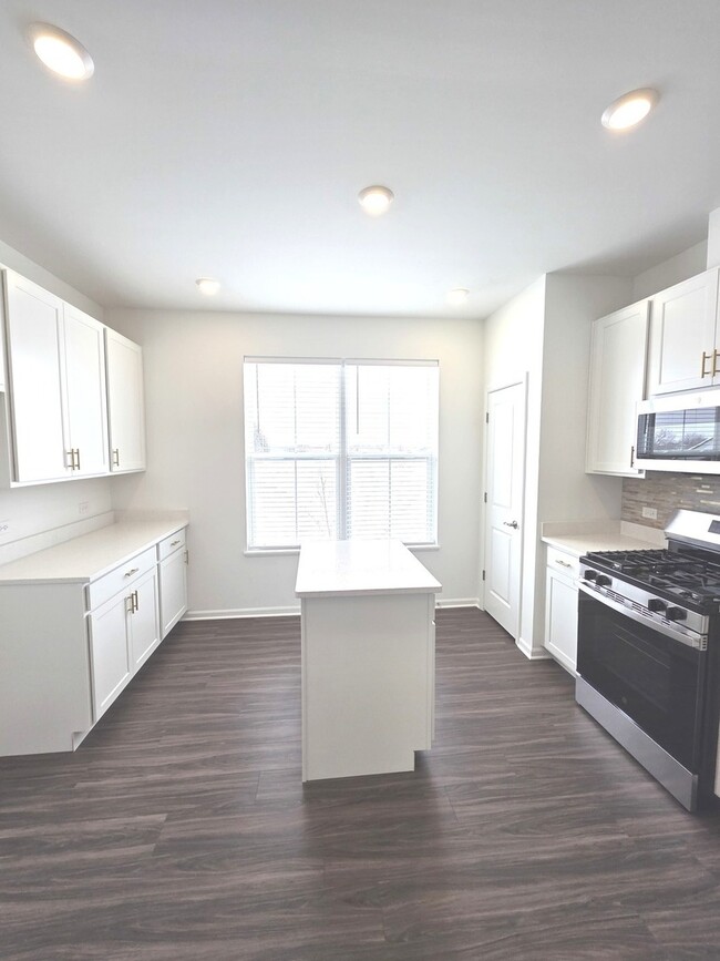 Photo - 14952 Dyer Ln