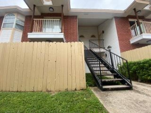 Photo - 1205 International Blvd Unidad 3 Rental