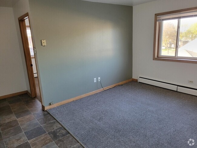 Building Photo - 6521 Unit 11 Rental