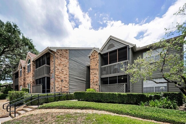 Photo - 2500 Winding Creek Blvd Condo