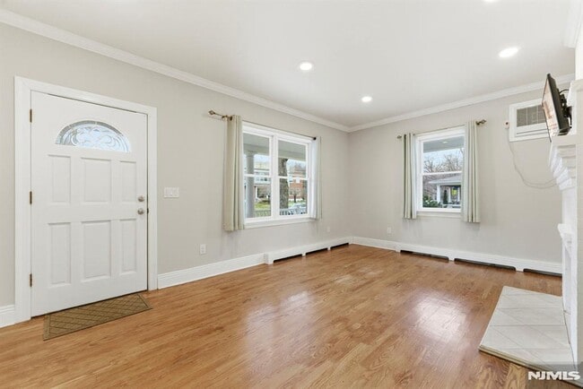 Photo - 113 Oak St Unidad 1