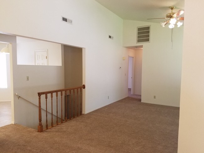 Photo - 438 N Stone Mountain Dr