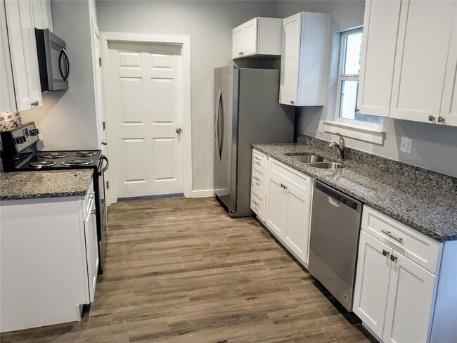 Photo - 14922 Running Deer Trail