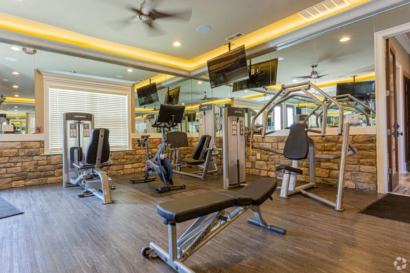 Storage Units Port Royal Spring Hill Tn Dandk Organizer